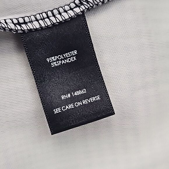 Torrid NWOT Houndstooth Scuba Skater Dress Black White Size 2X - Picture 9 of 9